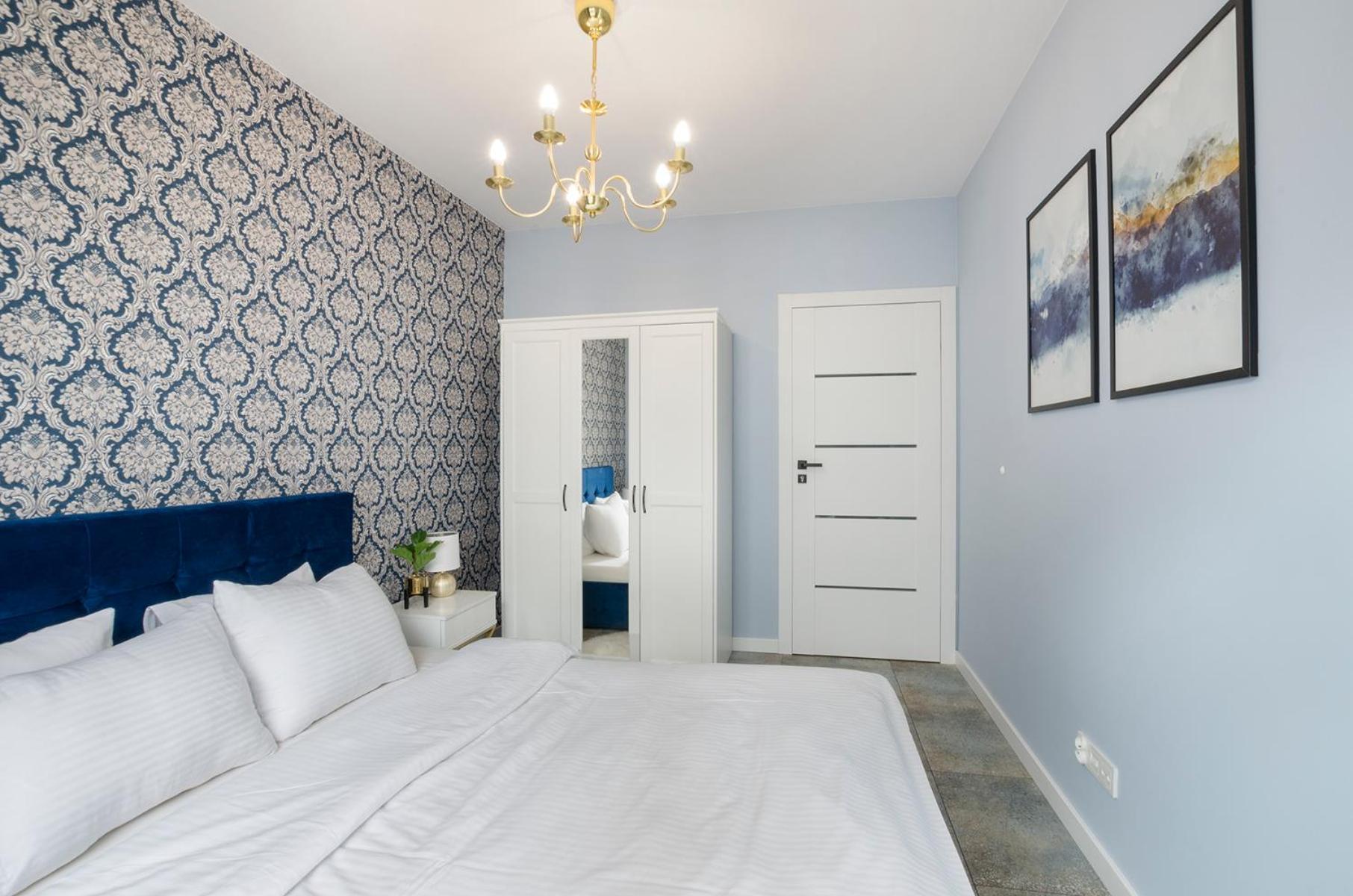 Apartment Lumina Lovely 2-room With Balcony *