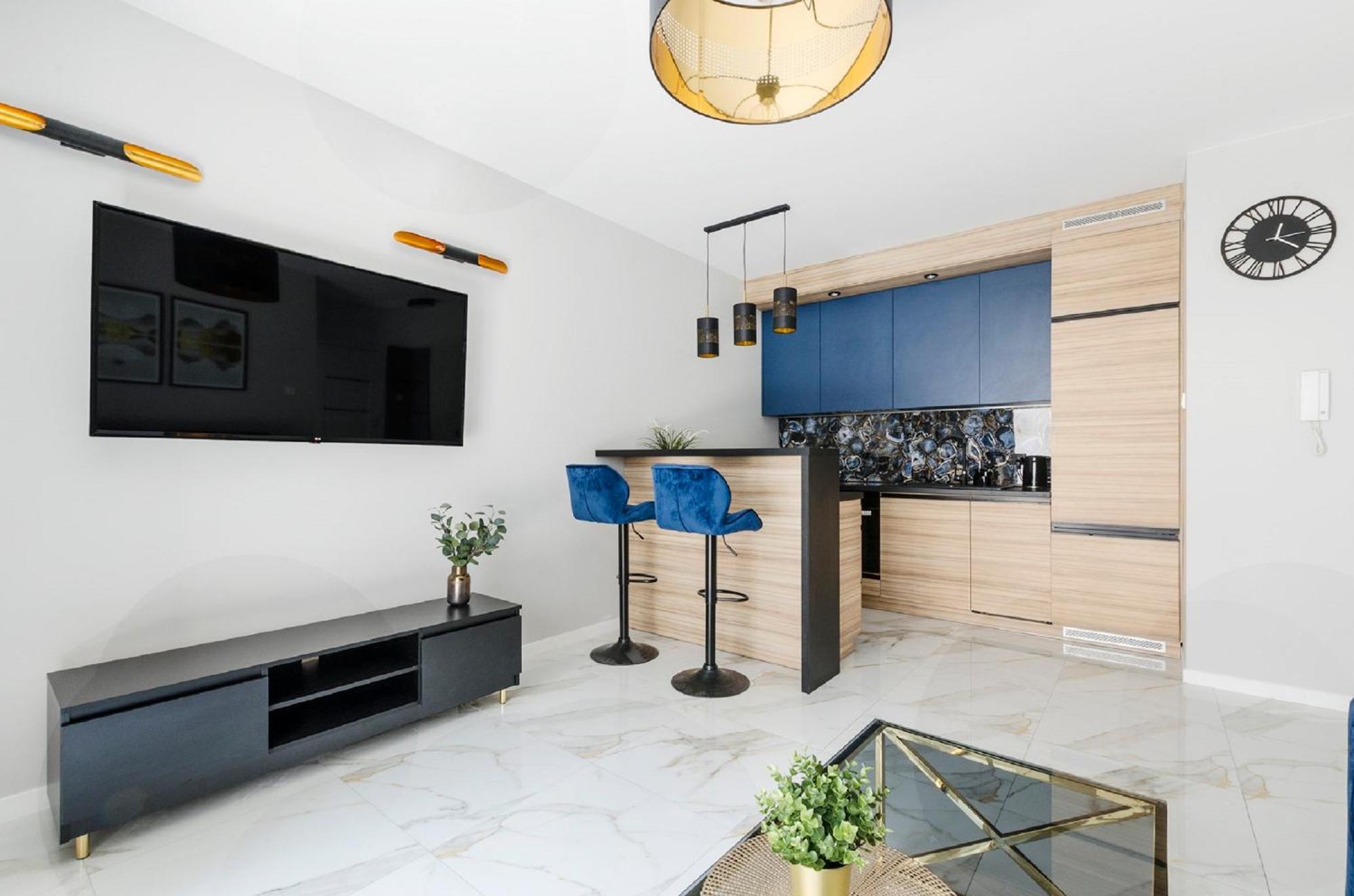 Apartment Lumina Lovely 2-room With Balcony
